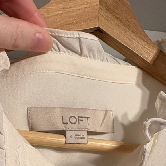 Loft Ruffle Blouse - Picture 2 of 3